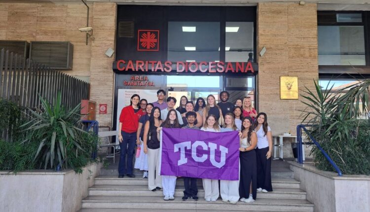 2026.Texas Christian University 4 giugno low